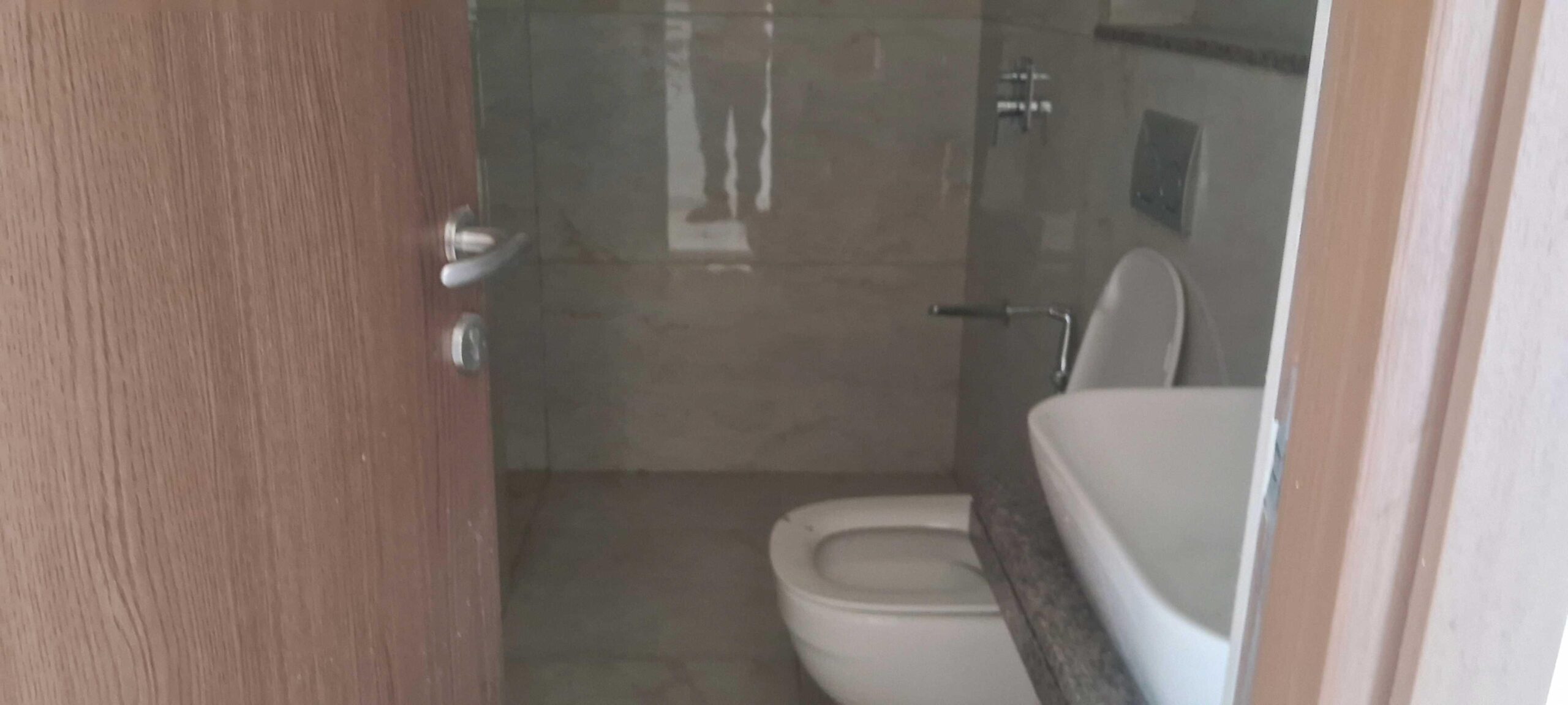 Master bedroom bathroom